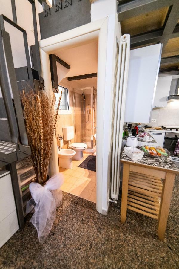 Апартаменты Anais' Loft- Osp. Sant'Orsola-Fiera Болонья Экстерьер фото